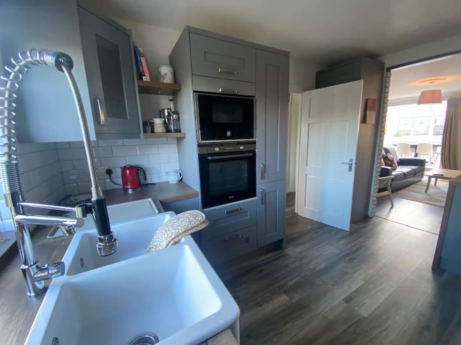 דבלין Central, Comfortable And Spacious 4 Bed Duplex מראה חיצוני תמונה