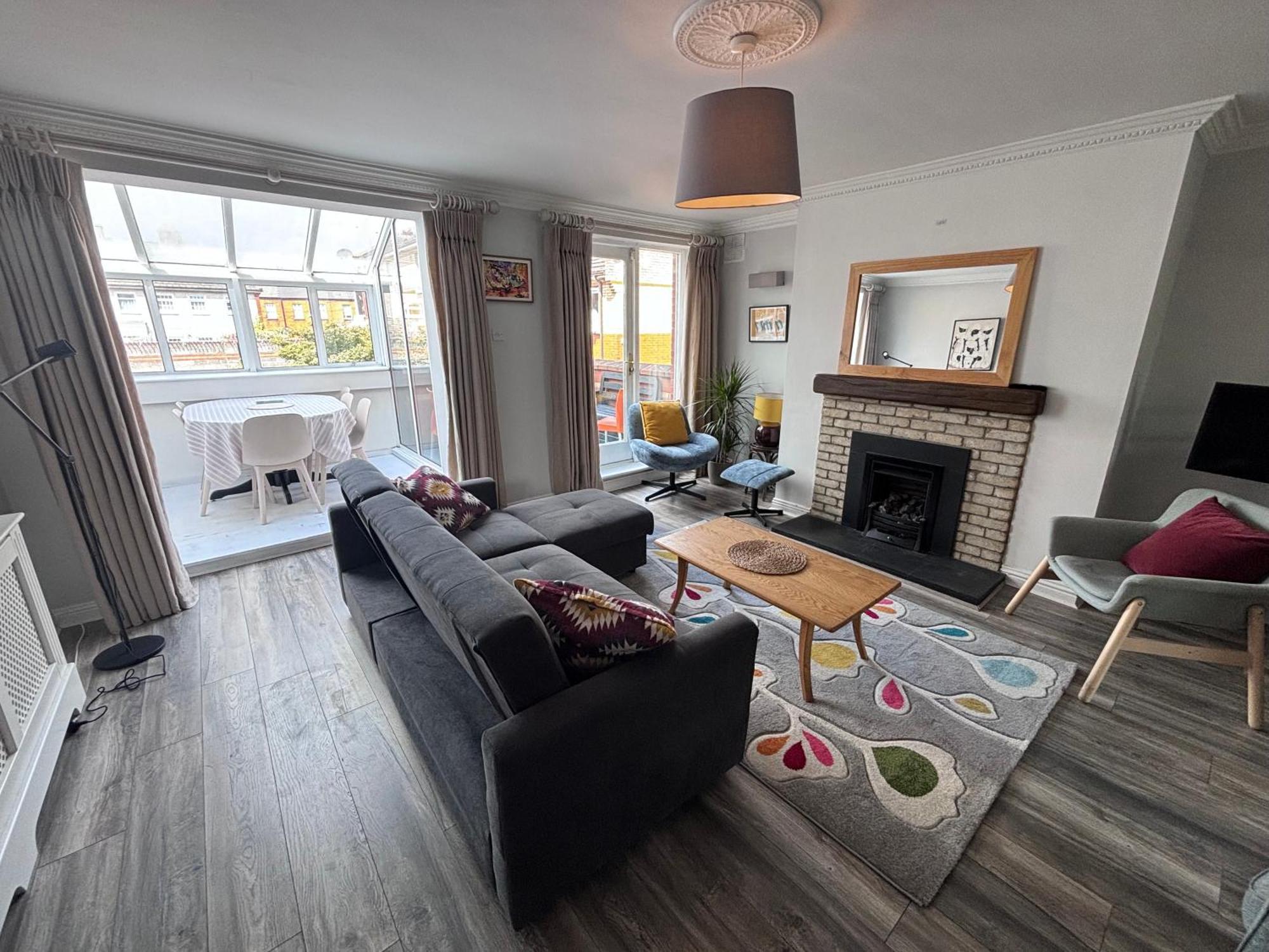 דבלין Central, Comfortable And Spacious 4 Bed Duplex מראה חיצוני תמונה